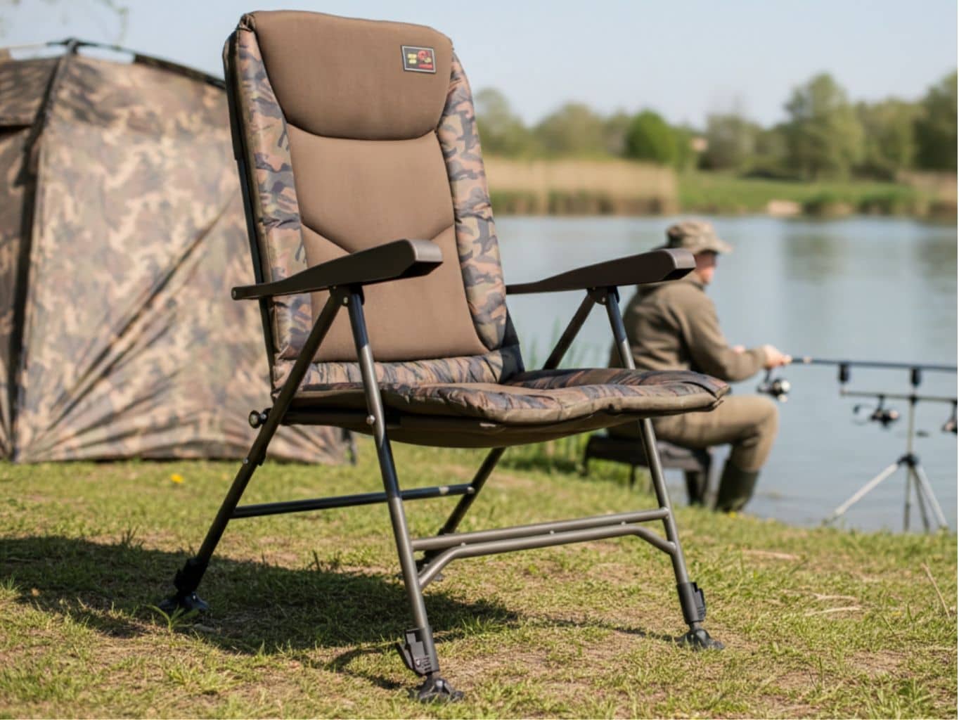 popis-rybarska-stolicka-zfish-deluxe-camo-chair-2
